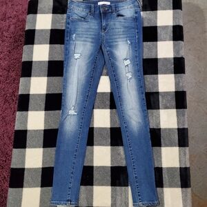 SO distressed low-rise Ultimate Jegging skinny jeans size 3
